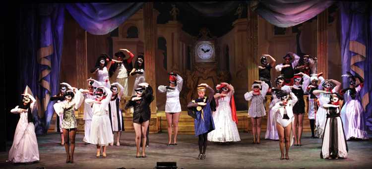 Cinderella Pantomime Broxbourne: Masked Ball