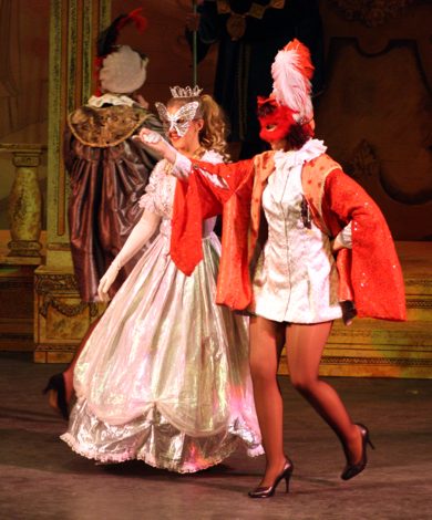 Broxbourne Panto 2009/10: Cinderella and Prince Charming at the Ball